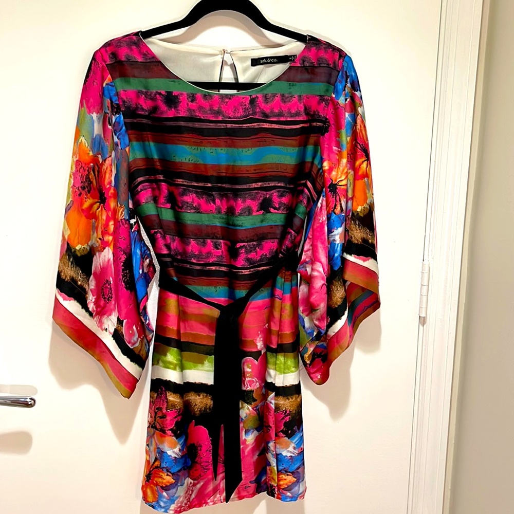 Ark & Co kimono dress belted keyhole back Sz S